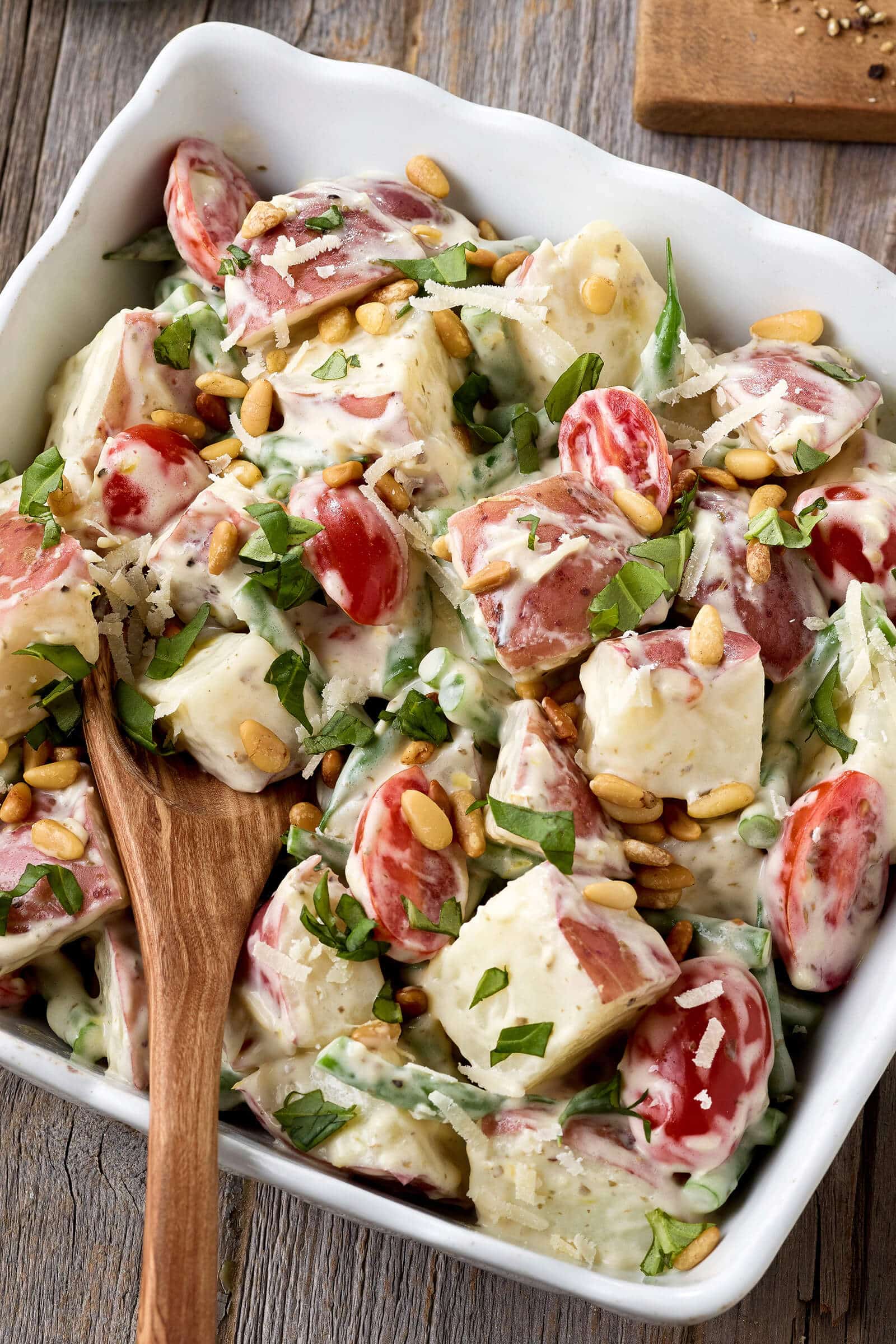 Bertolli® Creamy Basil Alfredo with Aged Parmesan Cheese Sauce Bertolli